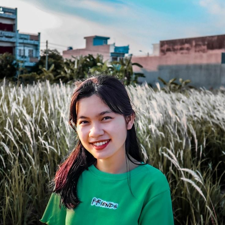 Jai Kapoor, Client Relations Director, discussing corporate gifting strategy with business clients